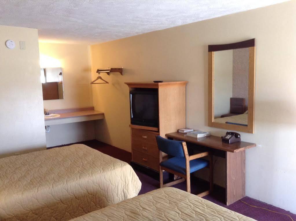 Key West Inn - Hobart Merrillville Bagian luar foto